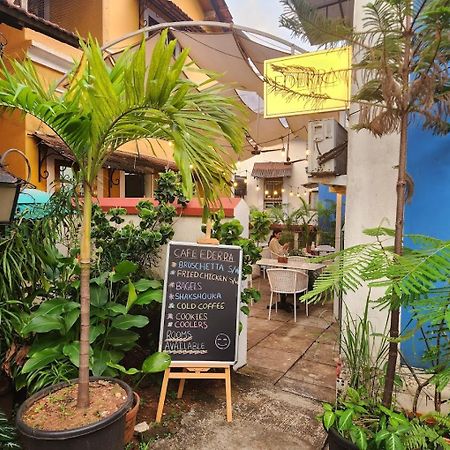 Ederra Stays & Cafe Panaji Eksteriør bilde